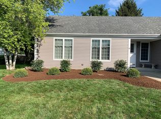 269 Foxmoor Rd, Fox River Grove, IL 60021