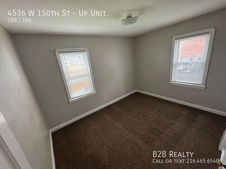 Charming Two-Bedroom Unit in a Prime Location Apply Today! — Photo 3