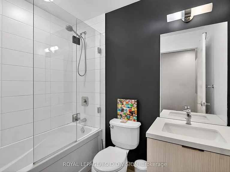 109 Ossington Ave #322 — Photo 19