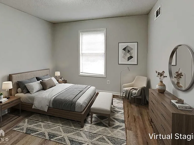 2061 Coral Hills Dr — Photo 3