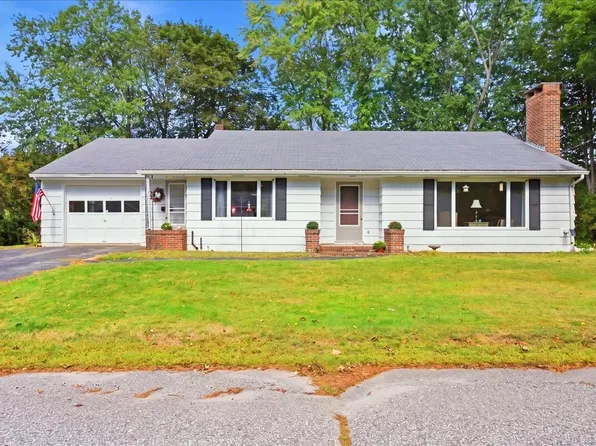 49 Mayfield Road, Auburn, ME 04210
