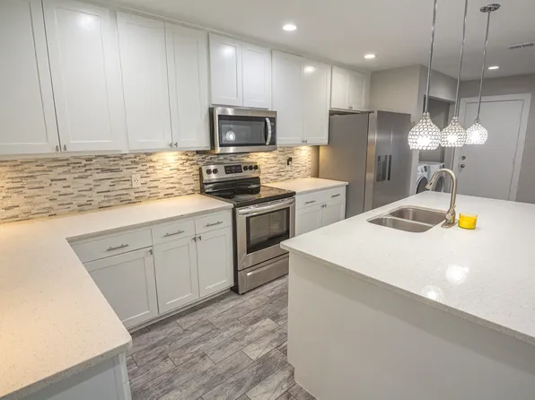 8717 Pine Forest Dr, Rowlett, TX 75088