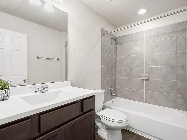 6303 Cambrai Wood Ln — Photo 28
