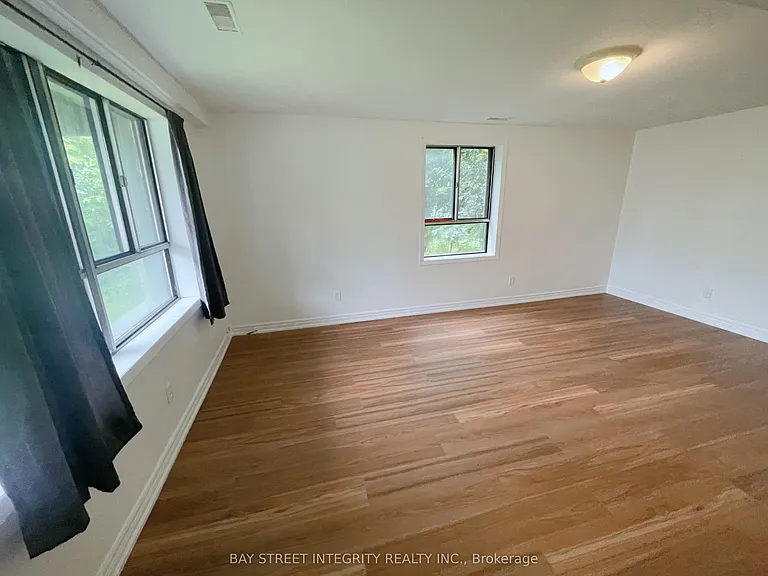 320 Miami Dr #1 — Photo 6