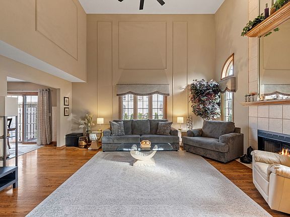 4th image of 9302 Kimmel Ct