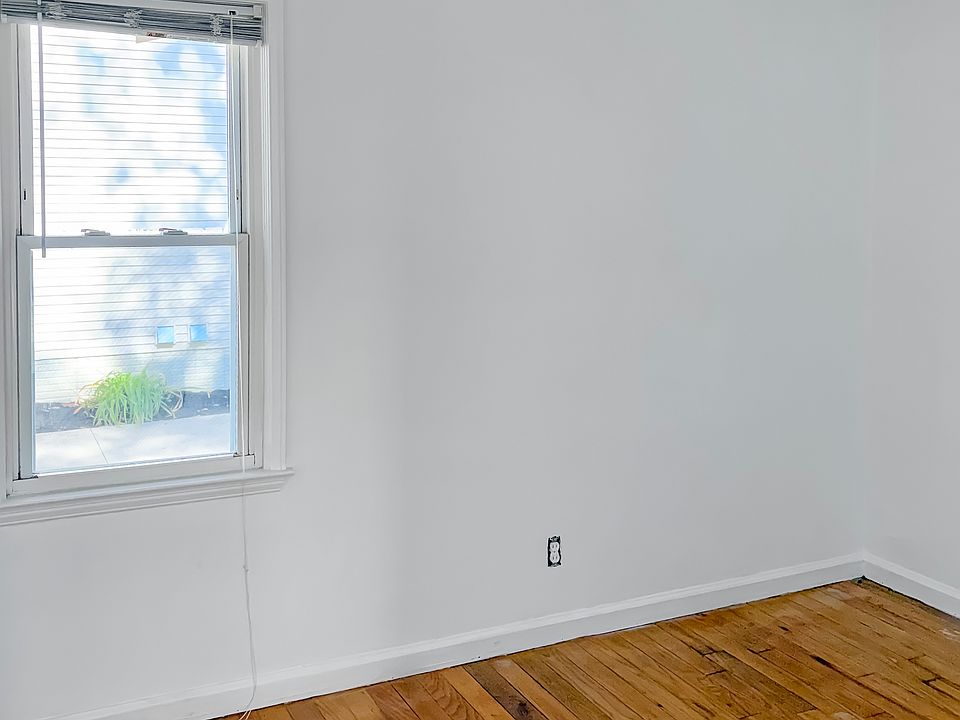 4096 Ellwood Ave, photo 14