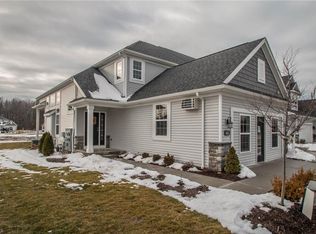 33280 Belladon Ct #28, Avon Lake, OH 44012