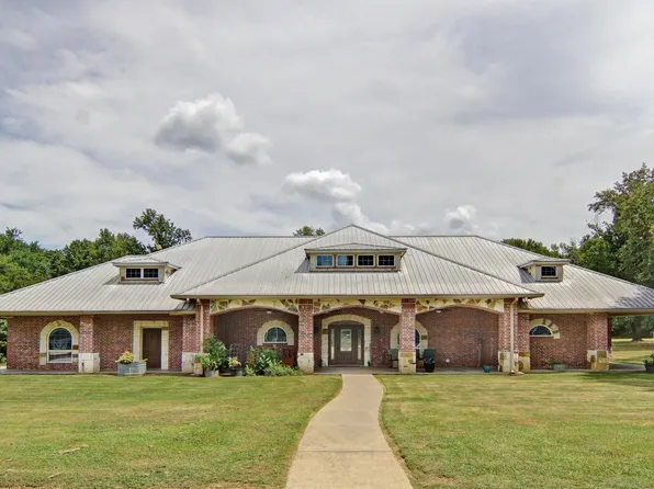 931 County Road 3118, Quitman, TX 75783