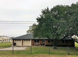 2013 County Road 180, Alvin, TX 77511
