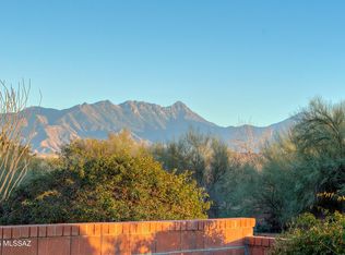 909 W Ashworth Rd, Green Valley, AZ 85614