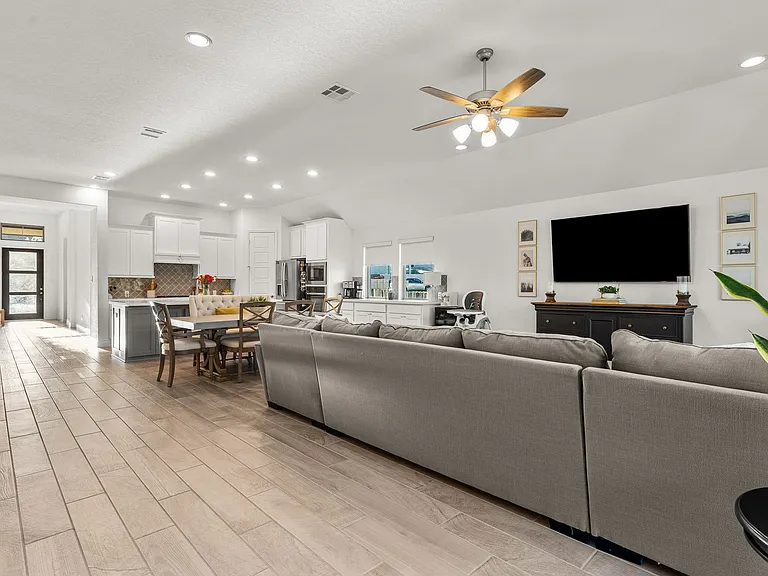 2604 Sueno Point — Photo 29