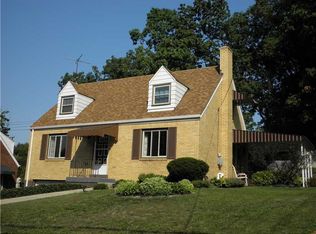 826 Vilsack Rd, Glenshaw, PA 15116