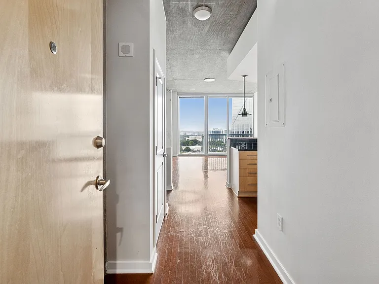 3324 Peachtree Rd NE #2304 — Photo 6