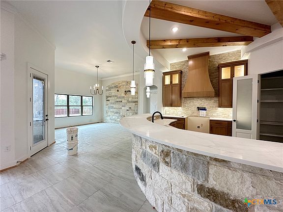 5th image of 430 Dos Rios Morgans