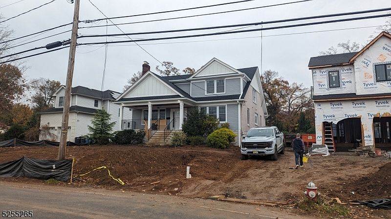 1st image of 170 Beaufort Ave