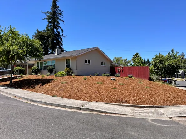 199 Cesta St, Napa, CA 94559
