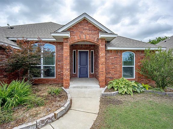 3rd image of 4640 Rosewood Ct