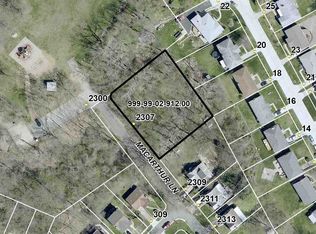 2307 Macarthur Ln, Newport, KY
