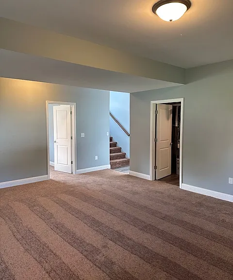 33 Faith Dr — Photo 12
