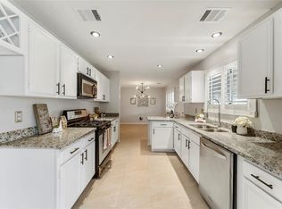 4802 Innsbruk Dr, Houston, TX 77066
