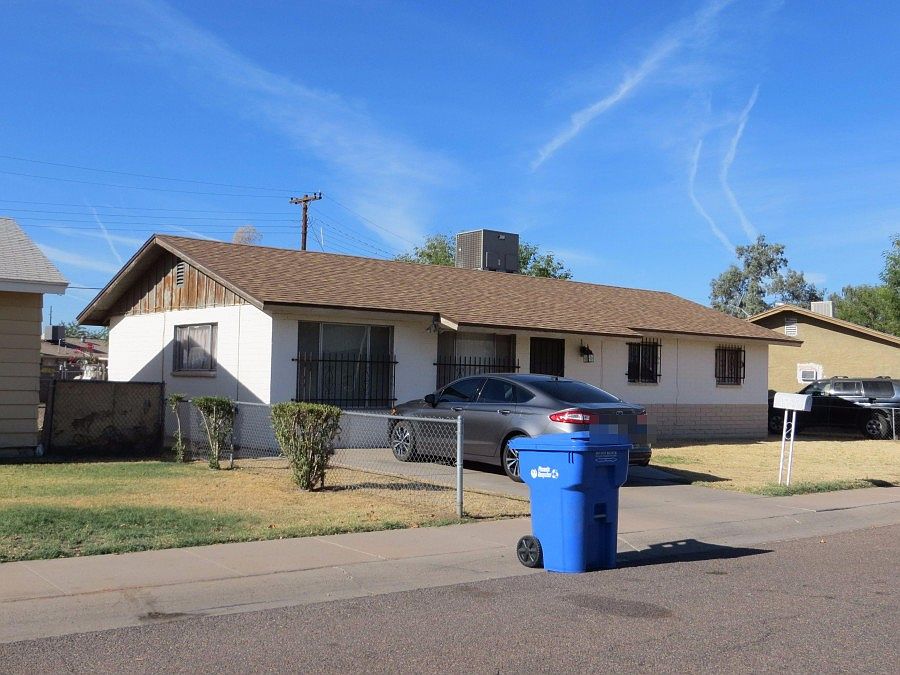 1st image of 1721 E Tamarisk Ave