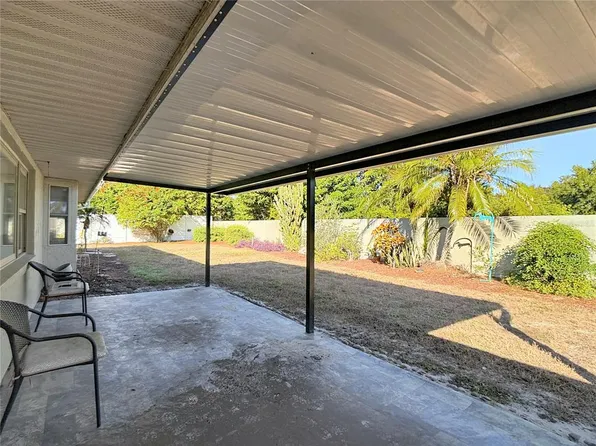 220 College Grove Cir NE, Winter Haven, FL 33881