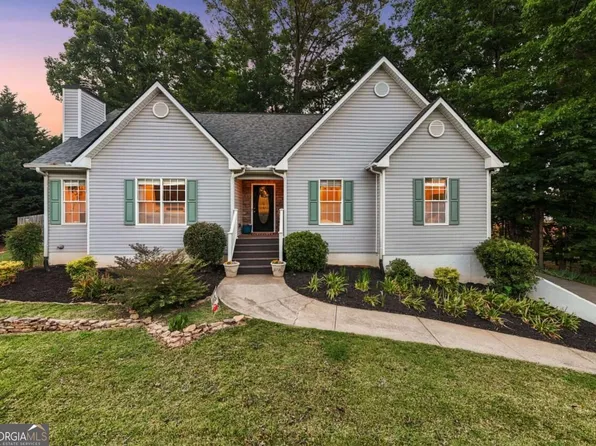 1086 Fieldstone Dr, Canton, GA 30114