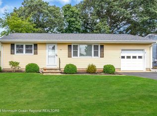 1313 Sleepy Hollow Rd, Point Pleasant Beach, NJ 08742