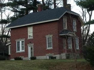 111 Haverhill Rd, Amesbury, MA 01913