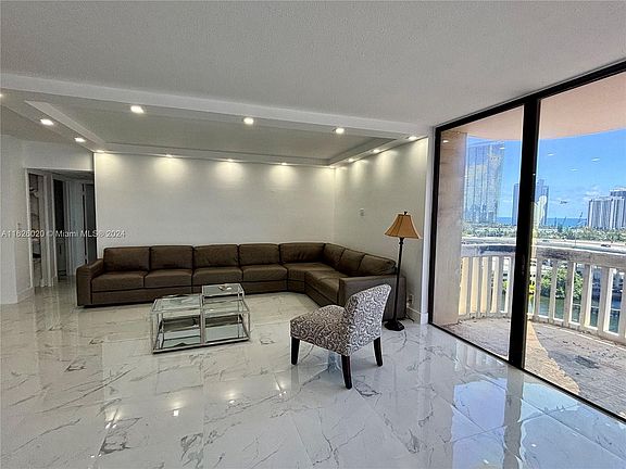 3rd image of 19355 Turnberry Way APT 10H