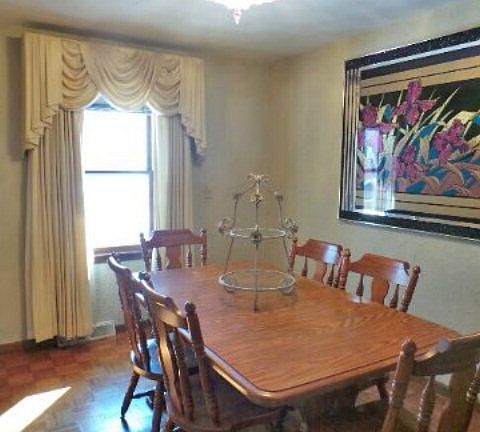 4th image of 209 Woodward Ln