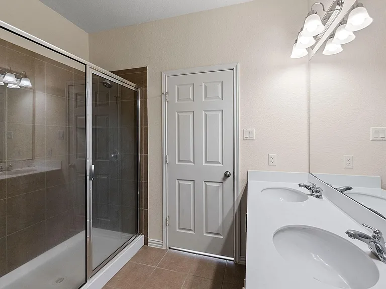 20017 Ploughshores Ln — Photo 22