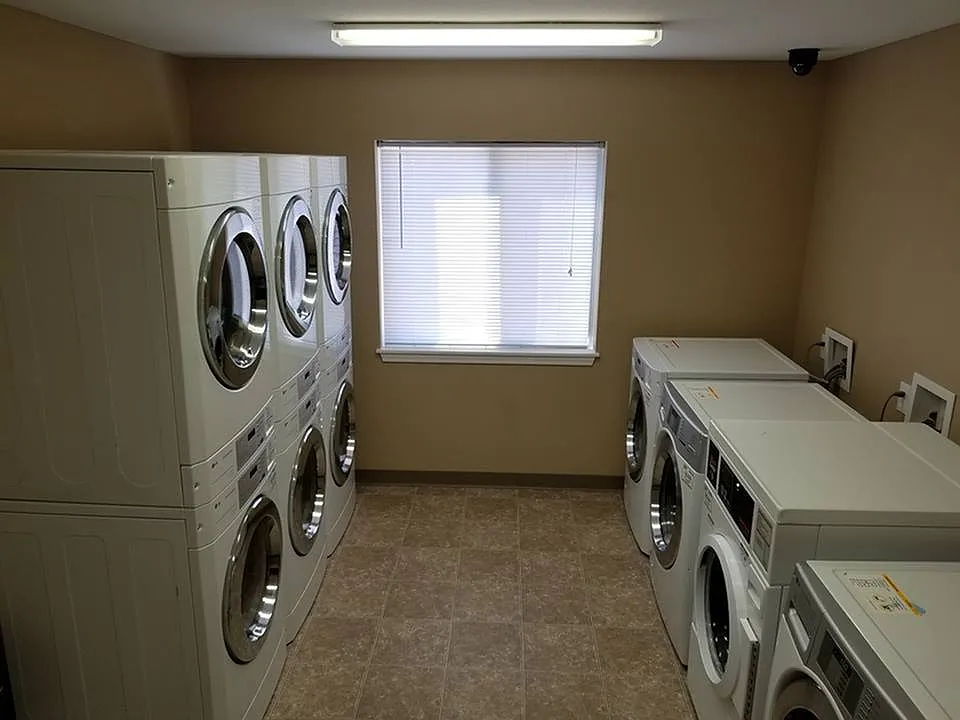 Laundry Room 2