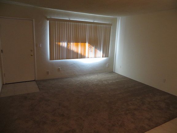 3rd image of 4017-4023 1/2 Texas St #4017