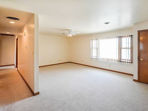 3rd image of 728 Double Jack St #14