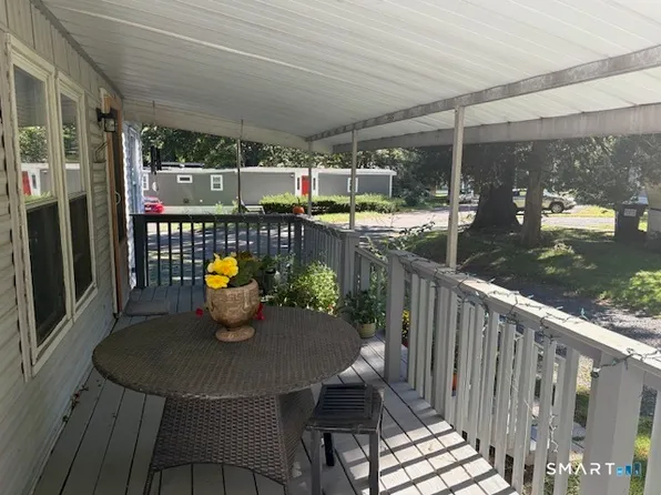 33 Green Acres Park Drive, Westbrook, CT 06498