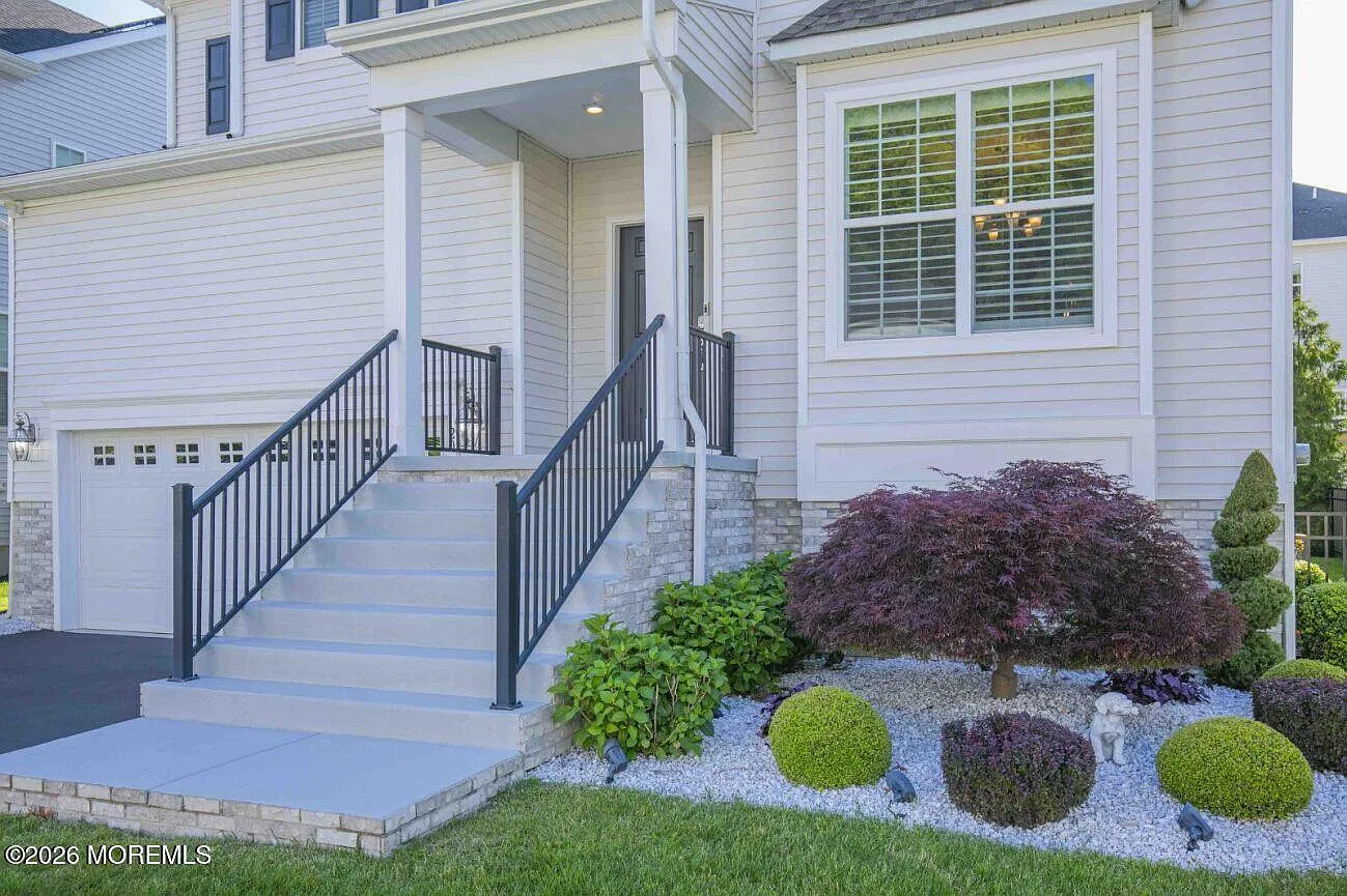 4 bed, 5.5 bath, 2987 sqft, $6,850 — Photo 3