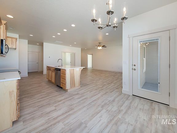 4th image of 2585 E Jonagold Ct