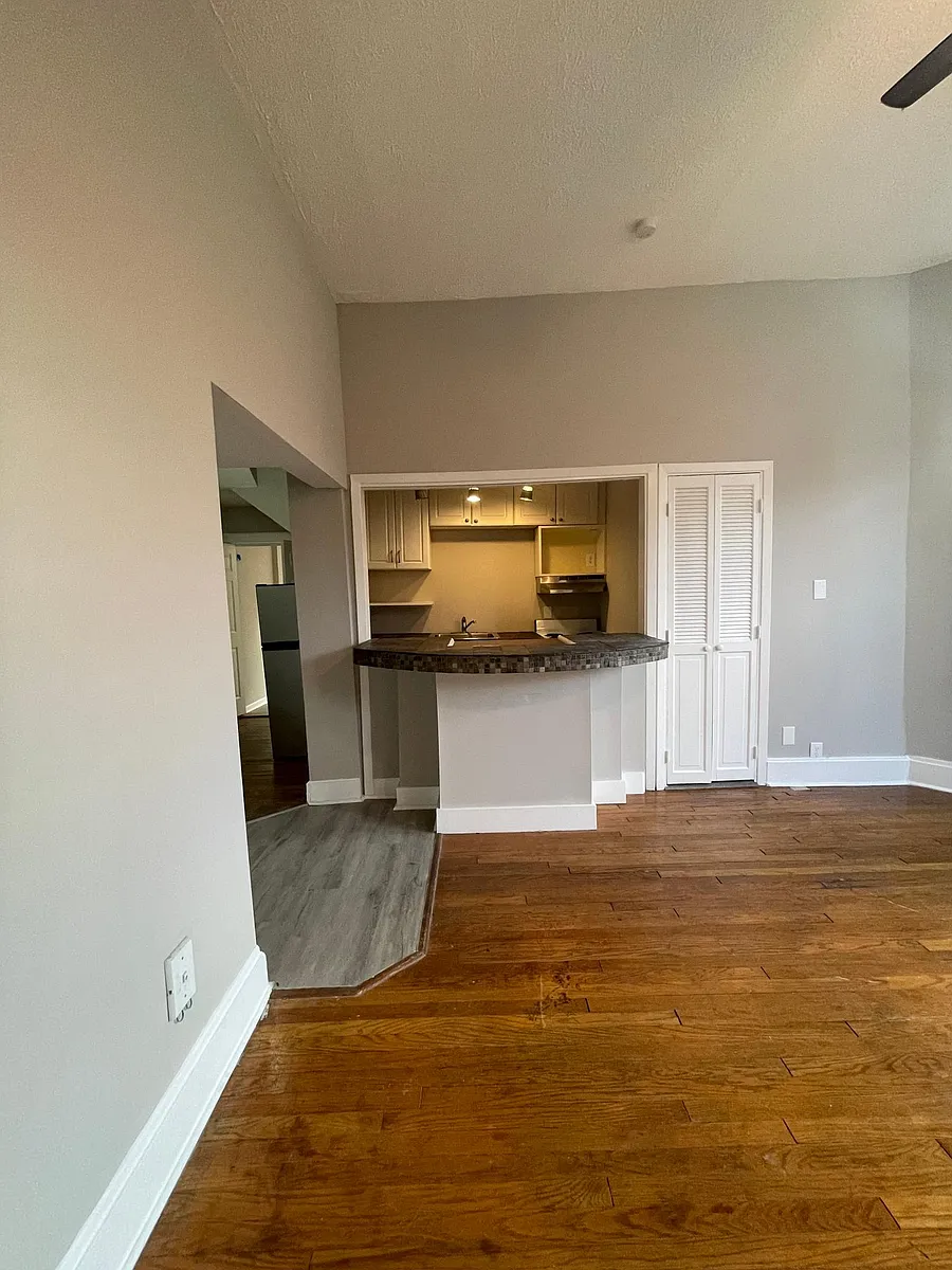 Building Photo - 3450 Clifton Ave #1