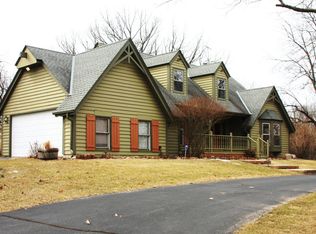 W319S3550 Squire Rd, Waukesha, WI 53189