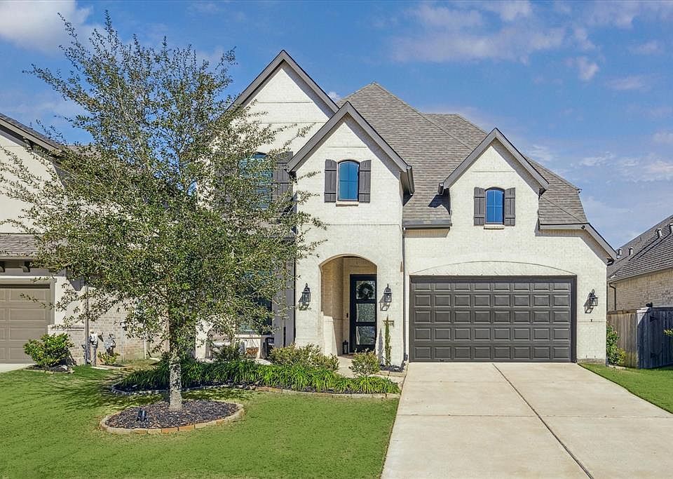 1st image of 30618 Hawthorn Glen Ct