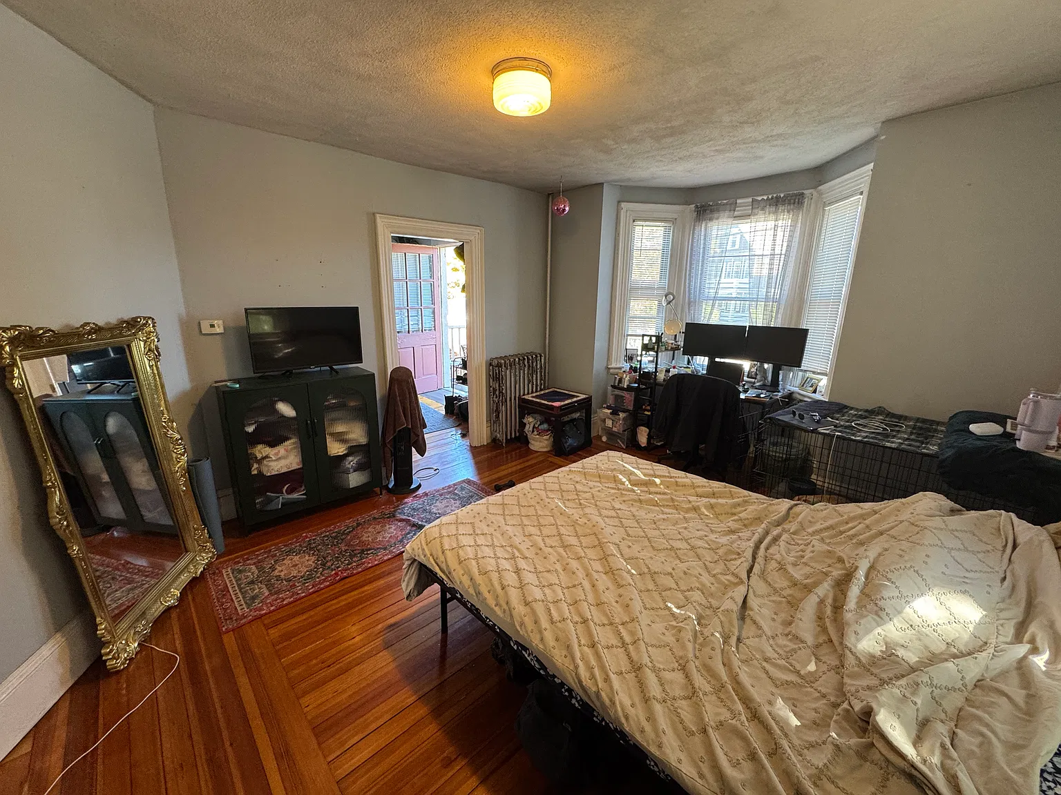 192 Holland St — Photo 4