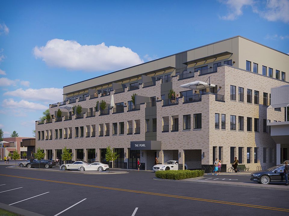 2nd image of 856 N Old Woodward Ave #207
