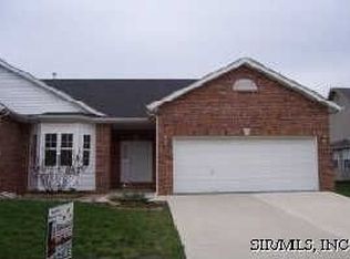 976 University Dr #B, Edwardsville, IL 62025