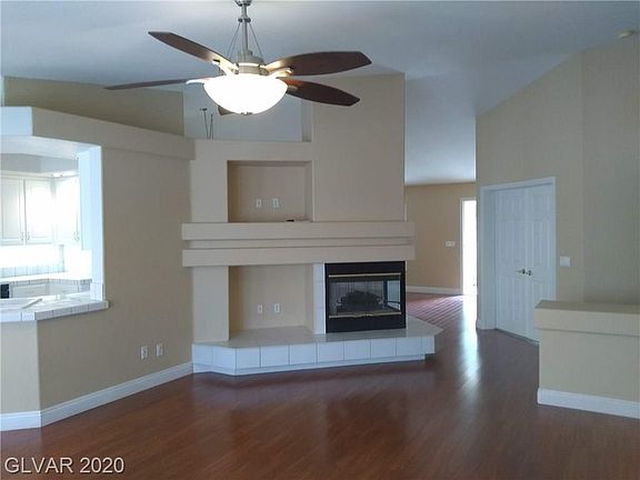 5th image of 1414 Glassy Pond Ave