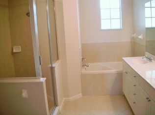 10422  Autumn Breeze #202, BONITA SPRINGS, FL 34135