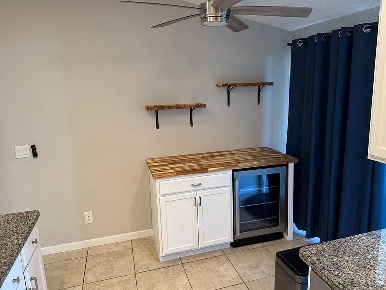 172 Lee Ave — Photo 9
