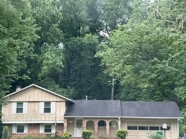 4292 Cedar Ridge Trl, Stone Mountain, GA 30083