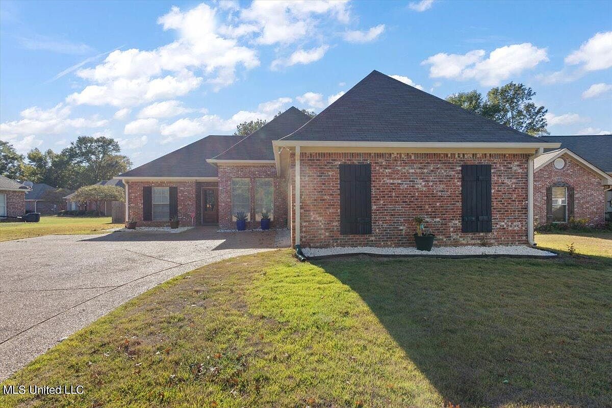 151 Harvey Xing, Canton, MS 39046 Zillow