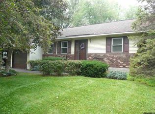 719 Huntingdon Dr, Niskayuna, NY 12309